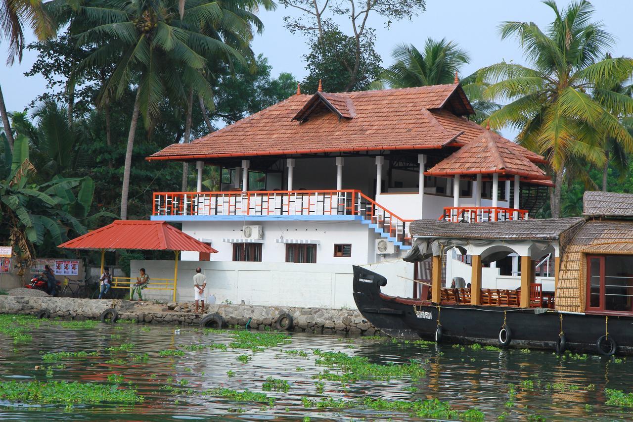 Chaandhni Lake View Alappuzha Exterior photo